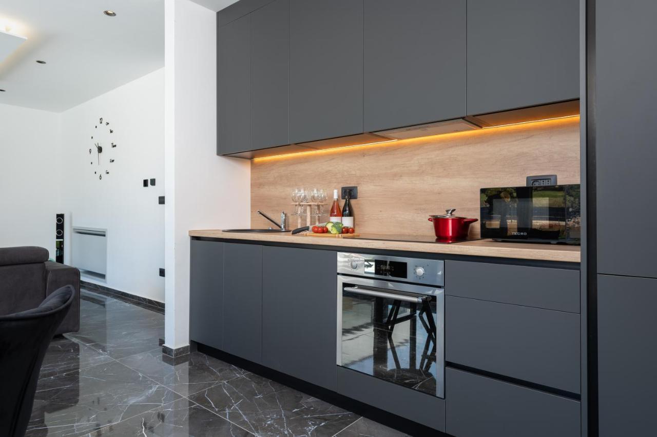Green Luxury II With Heated Pool, Jacuzzi & Sauna Ruzici  المظهر الخارجي الصورة